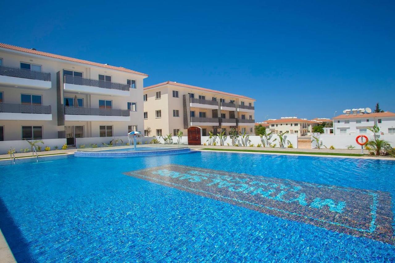 Carme At The Beach - Mythical Sands Paralimni Bagian luar foto