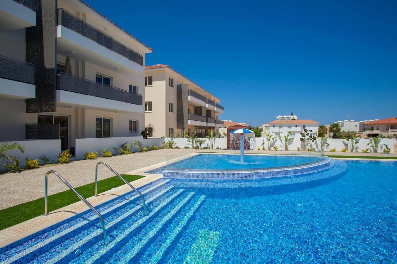 Carme At The Beach - Mythical Sands Paralimni Bagian luar foto